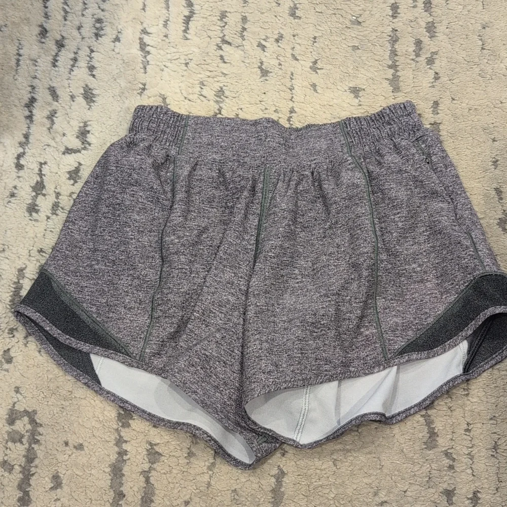 Lululemon Hotty Hot Short II *Long 4" Heather Lux Multi Black / Heathered Black - Picture 12 of 13
